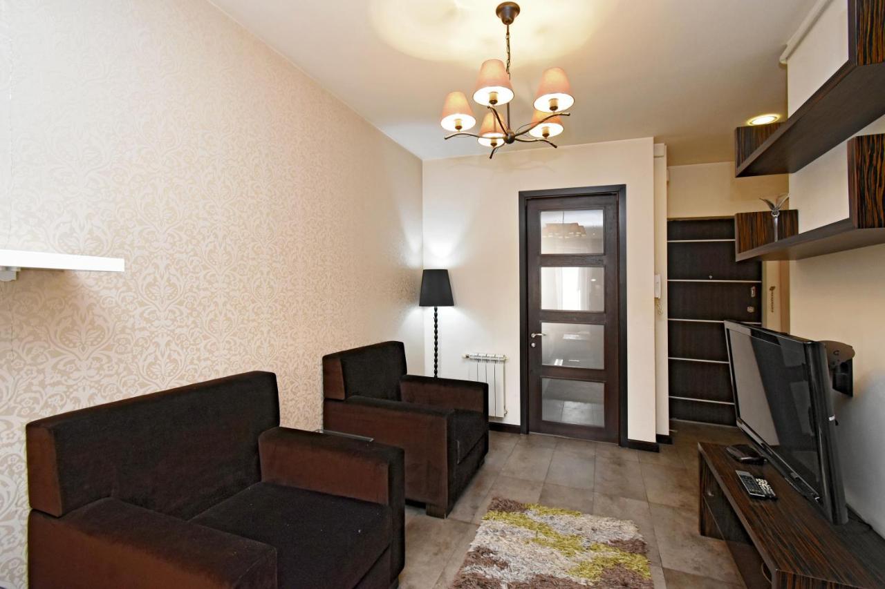 Galaxy Inn Luxury Hostel In Center Yerevan Exterior foto