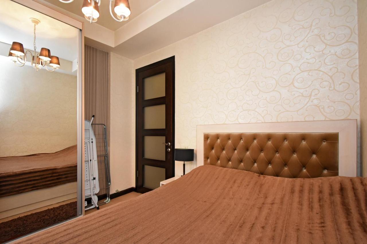 Galaxy Inn Luxury Hostel In Center Yerevan Exterior foto