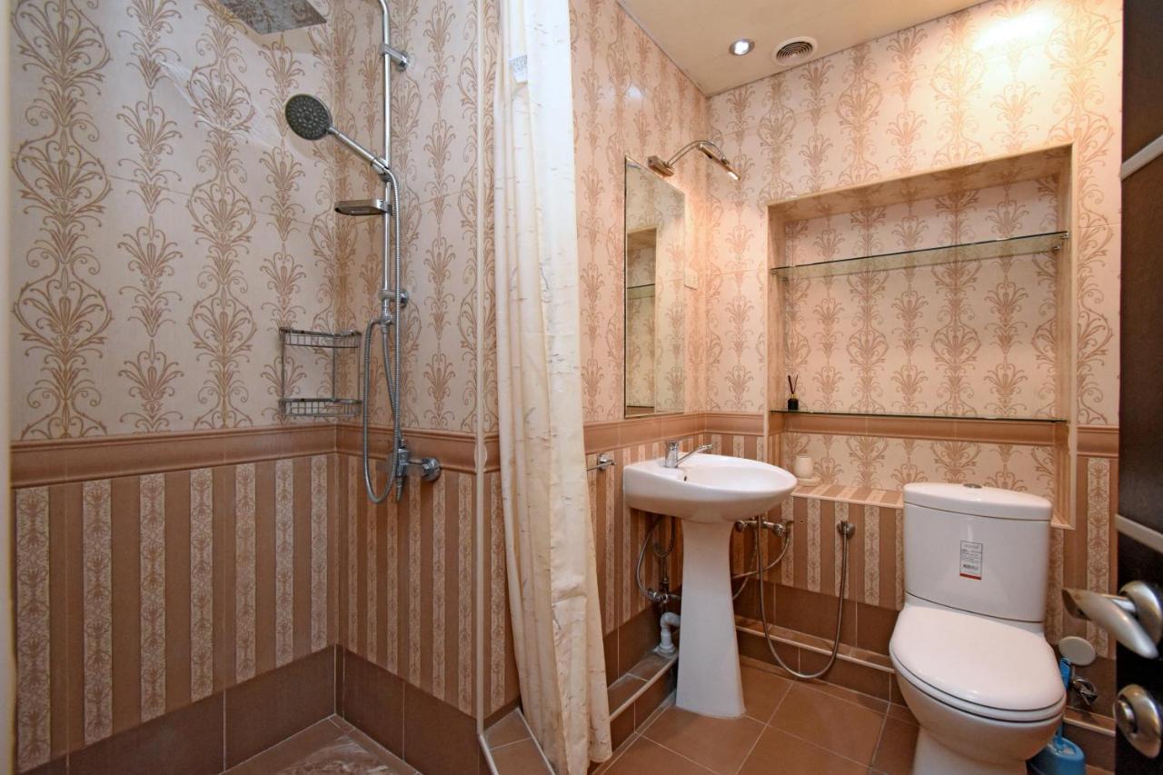 Galaxy Inn Luxury Hostel In Center Yerevan Exterior foto