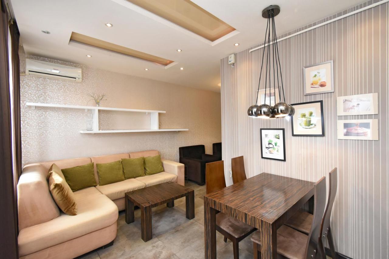 Galaxy Inn Luxury Hostel In Center Yerevan Exterior foto